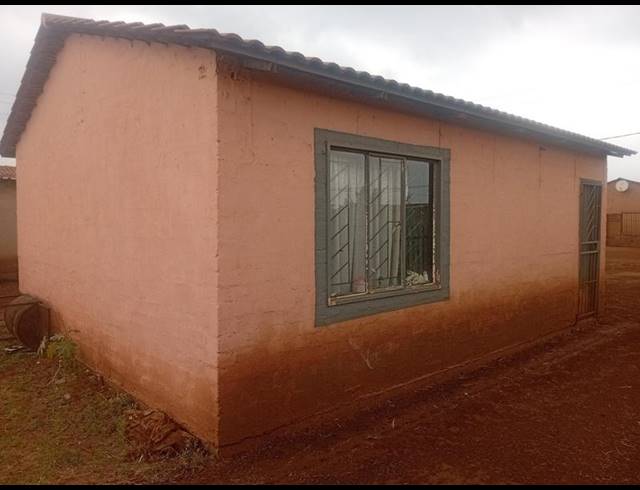 2 BEDROOM HOUSE FOR SALE IN SOSHANGUVE SOUTH